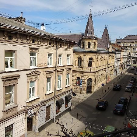 Max Apartments In Lviv Exteriör bild