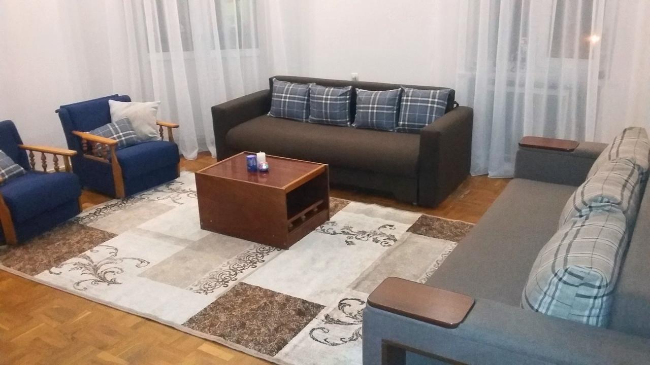 Max Apartments In Lviv Exteriör bild