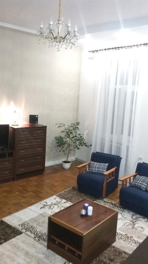 Max Apartments In Lviv Exteriör bild